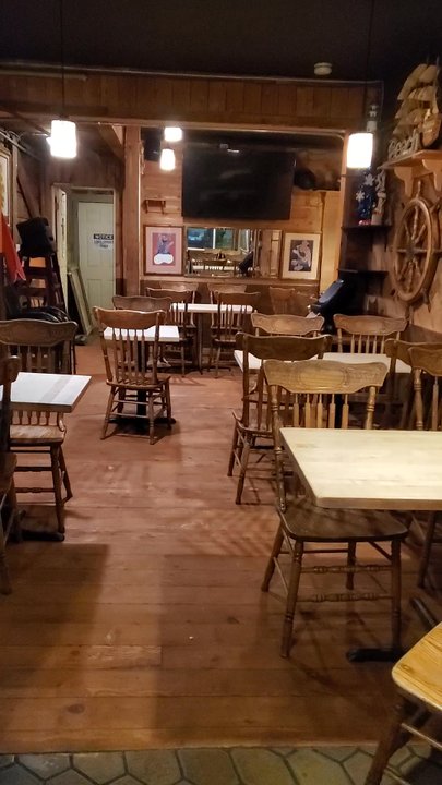 Pepperdock Restaurant - Quick view of inside - Fish & Chips Near Me - Seattle, Washington