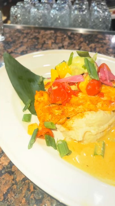 Bahama Breeze - Snapper - Bars Near Me - Troy, Michigan