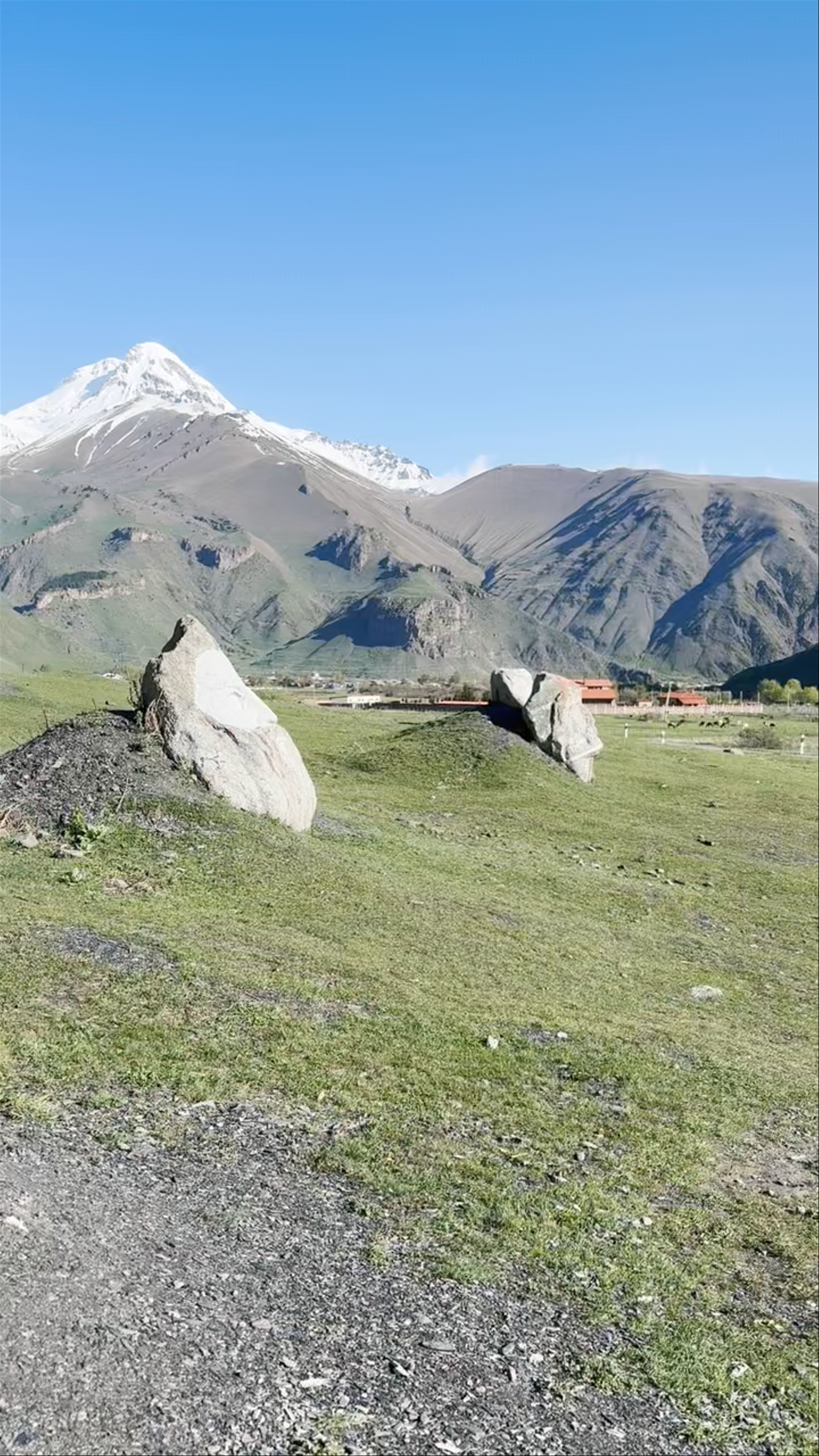 Gigantic Sculptures by Merab Phiranishvili.