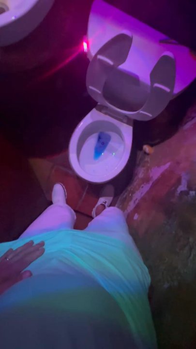 Marilyn's Place - Tiny tiny tiny bathroom!   I'm 6'2 and barely fit in - Bars Near Me - Old San Juan, Puerto Rico