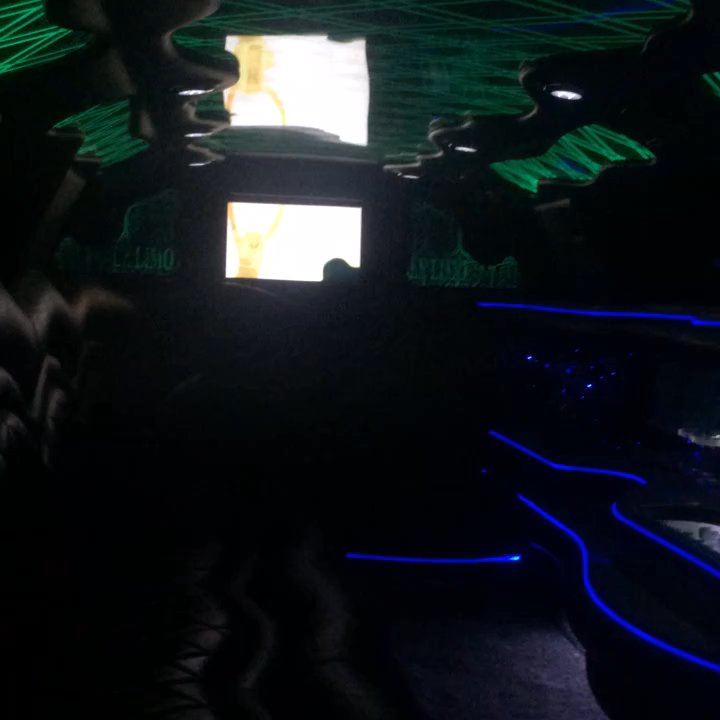A1 Roma Limousine - New Chrysler 300 (11 passengers) - Limos Near Me