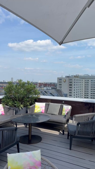 Atmosphere Rooftop Bar - Atmosphere Rooftopbar im Ritz Carlton - Lounges Near Me - Vienna, 9