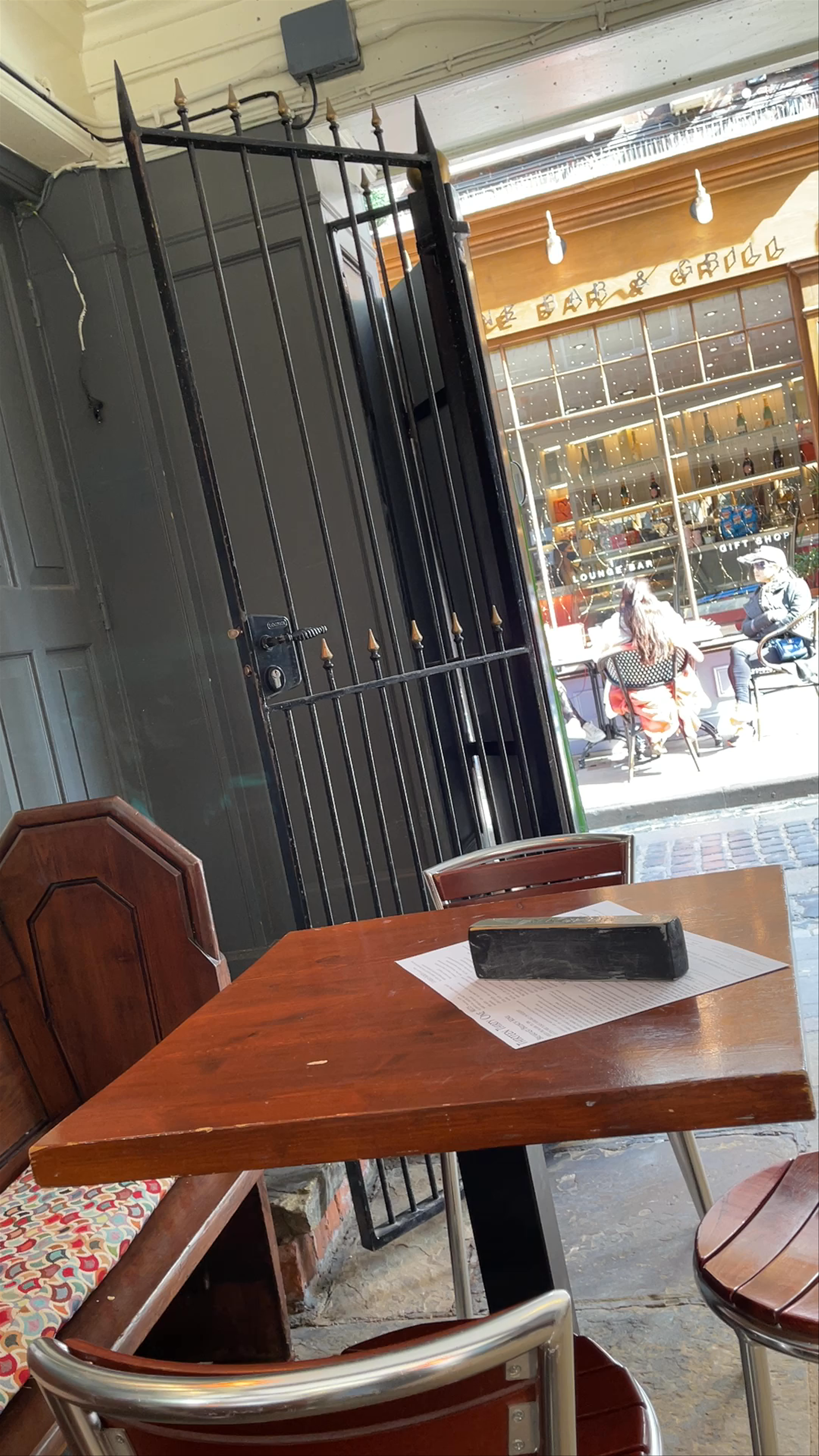 Cozy Afternoon at a Quaint York Cafe on Grape Lane