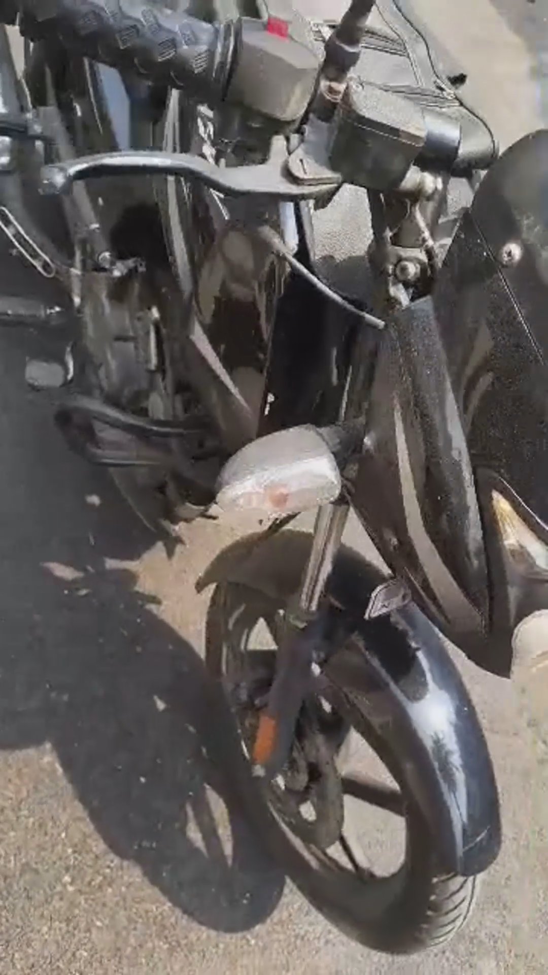 Walk-around video thumbnail