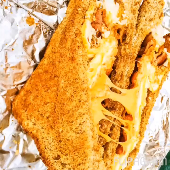 Jennifer's Cafe - The cheeeese game for real. - Cuban Near Me - New York, New York