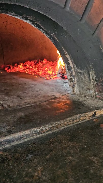 IL Fuoco Dentro - Wood fired oven - Pizza Near Me - Mullica Hill, New Jersey