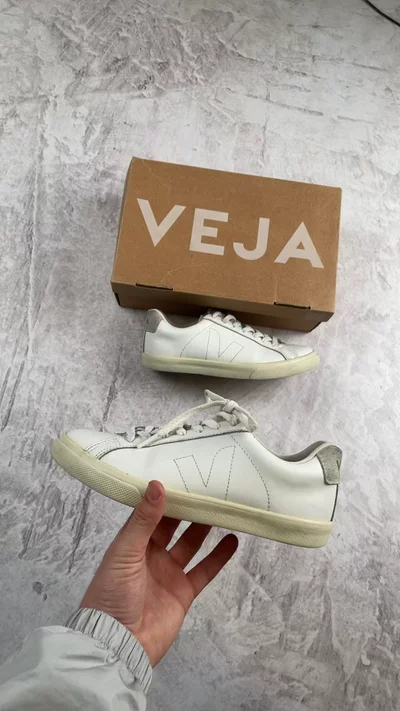 Veja Sneakers image 1