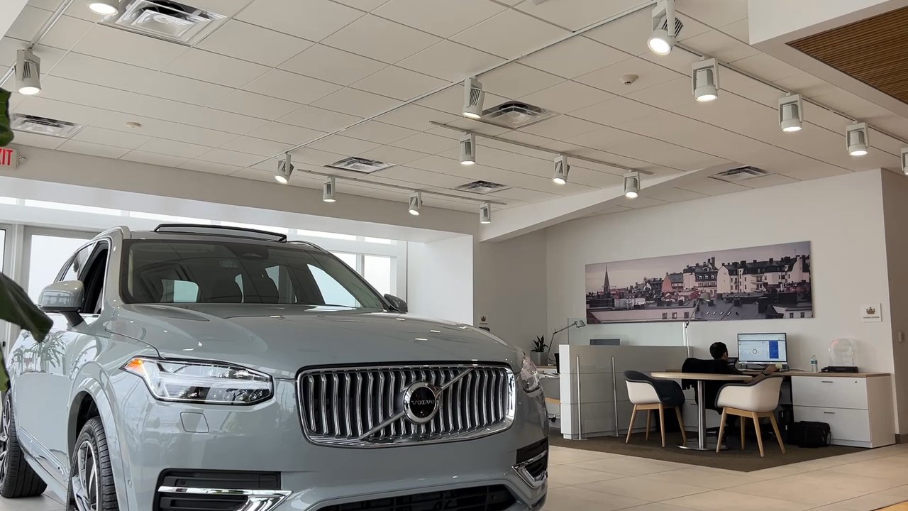 Bridgewater Volvo - Waiting from the sofa in the showroom - Auto Repair Near Me - Somerville, New Jersey