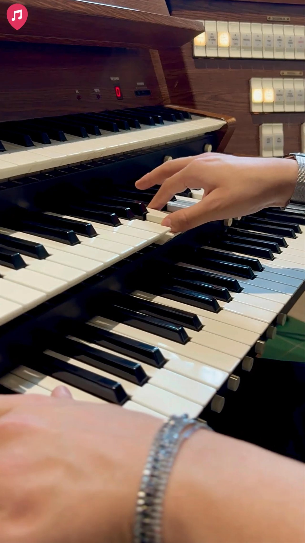 Puglia Wedding Pianist - Organ Live Showreel - video
