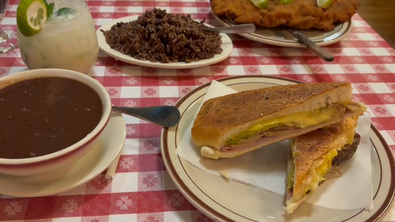 Rincon Criollo - Cuban Near Me - New Hyde Park, New York
