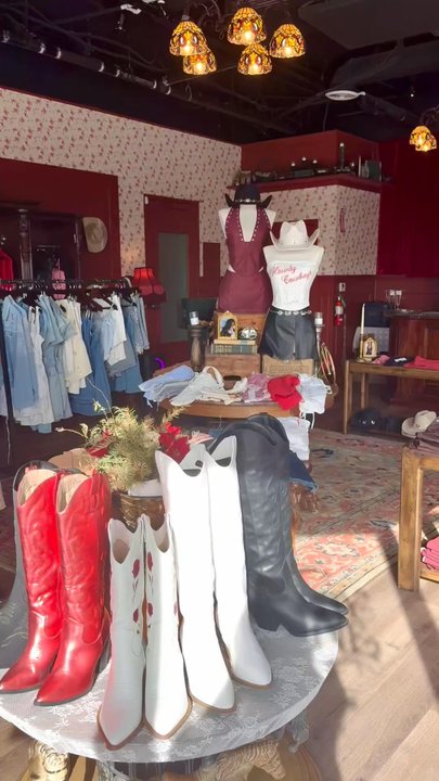 Cindy Jane Boutique - Store interior - Shoe Stores Near Me - Glendora, California