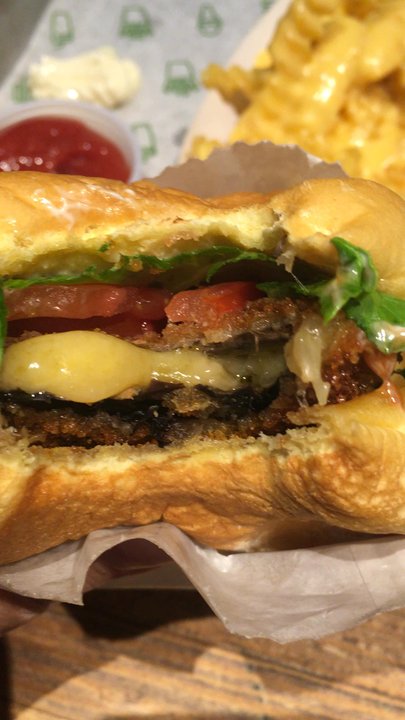 Shake Shack Coral Gables - Soooooo good! - Burgers Near Me - Coral Gables, Florida
