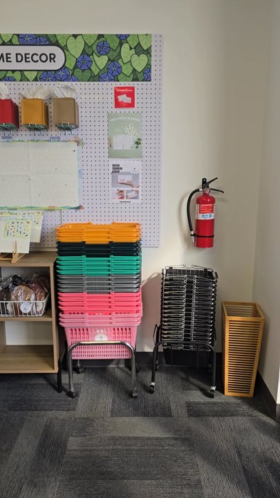 MochiThings - Inside the store video - Cards & Stationery Near Me - Seattle, Washington