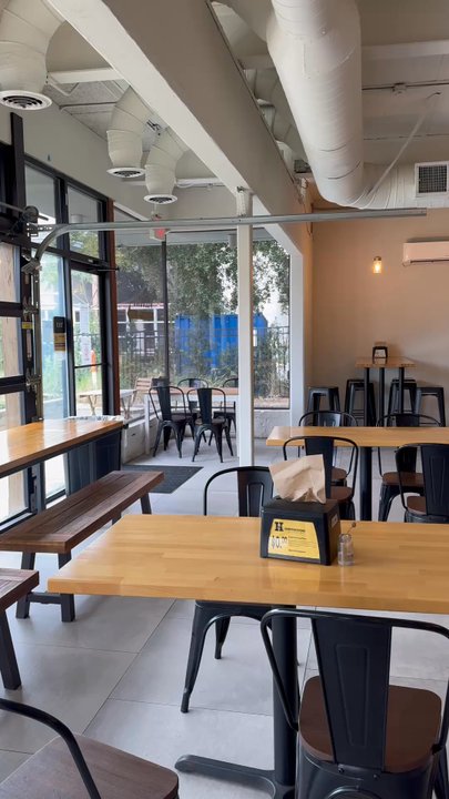 Homespun Kitchen - Restaurant interior - Breakfast & Brunch Near Me - Jacksonville, Florida