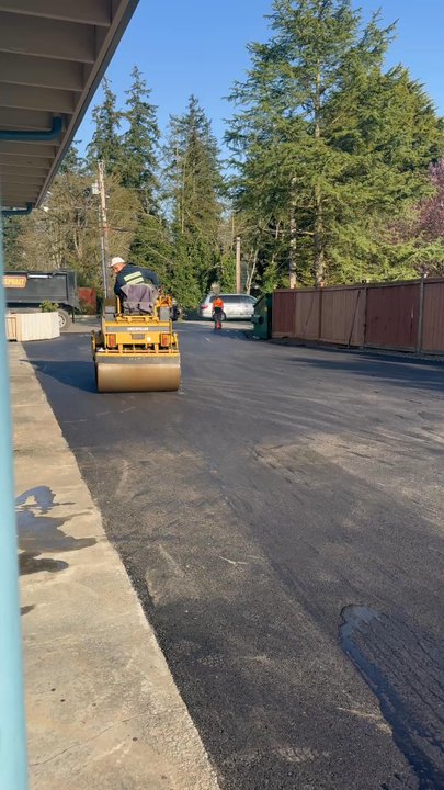 Economy Asphalt & Coating - Asphalt on driveway - Masonry/Concrete Near Me