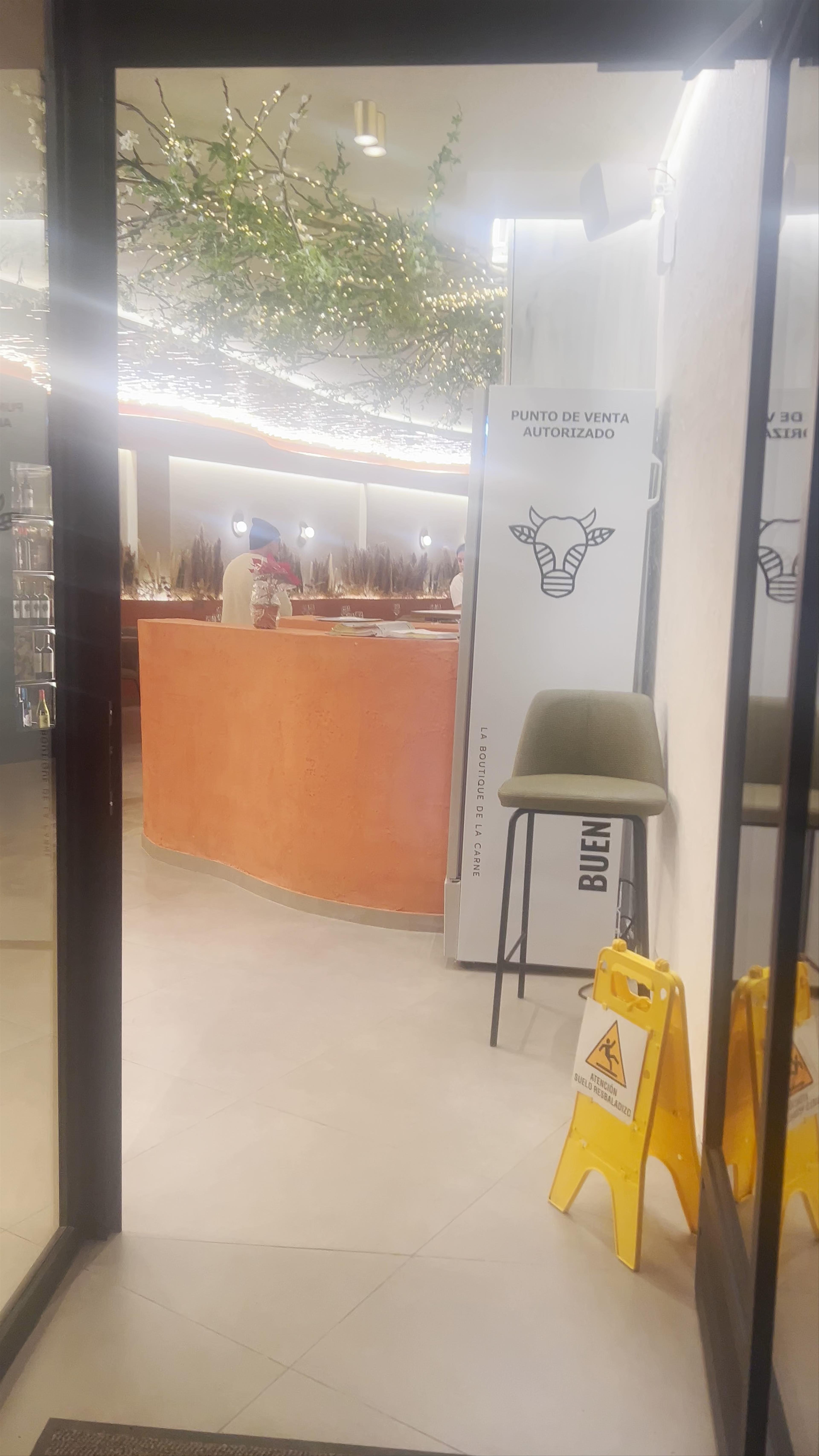 Restaurante Internacional: Contemporary Dining Experience in Archena, Spain