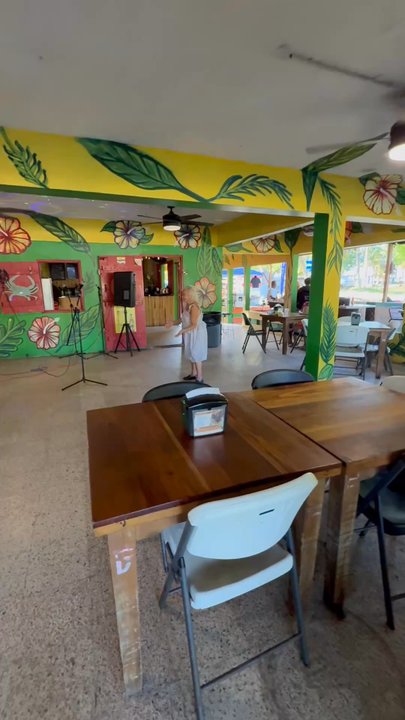 El Imán Bar & Restaurant - Caribbean Near Me - Loiza, Puerto Rico