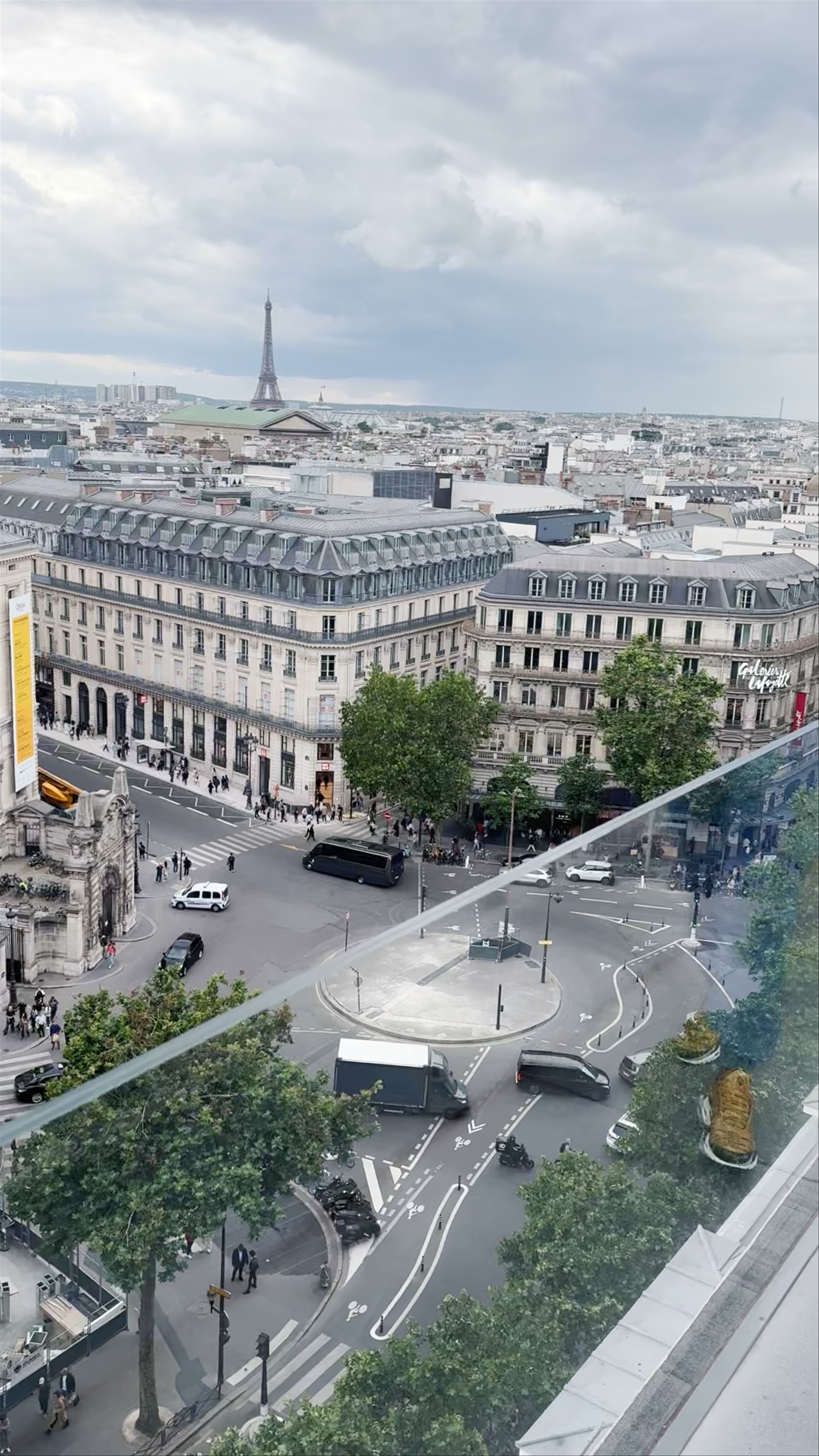 Scenic Rooftop Views from Opéra Garnier, Paris