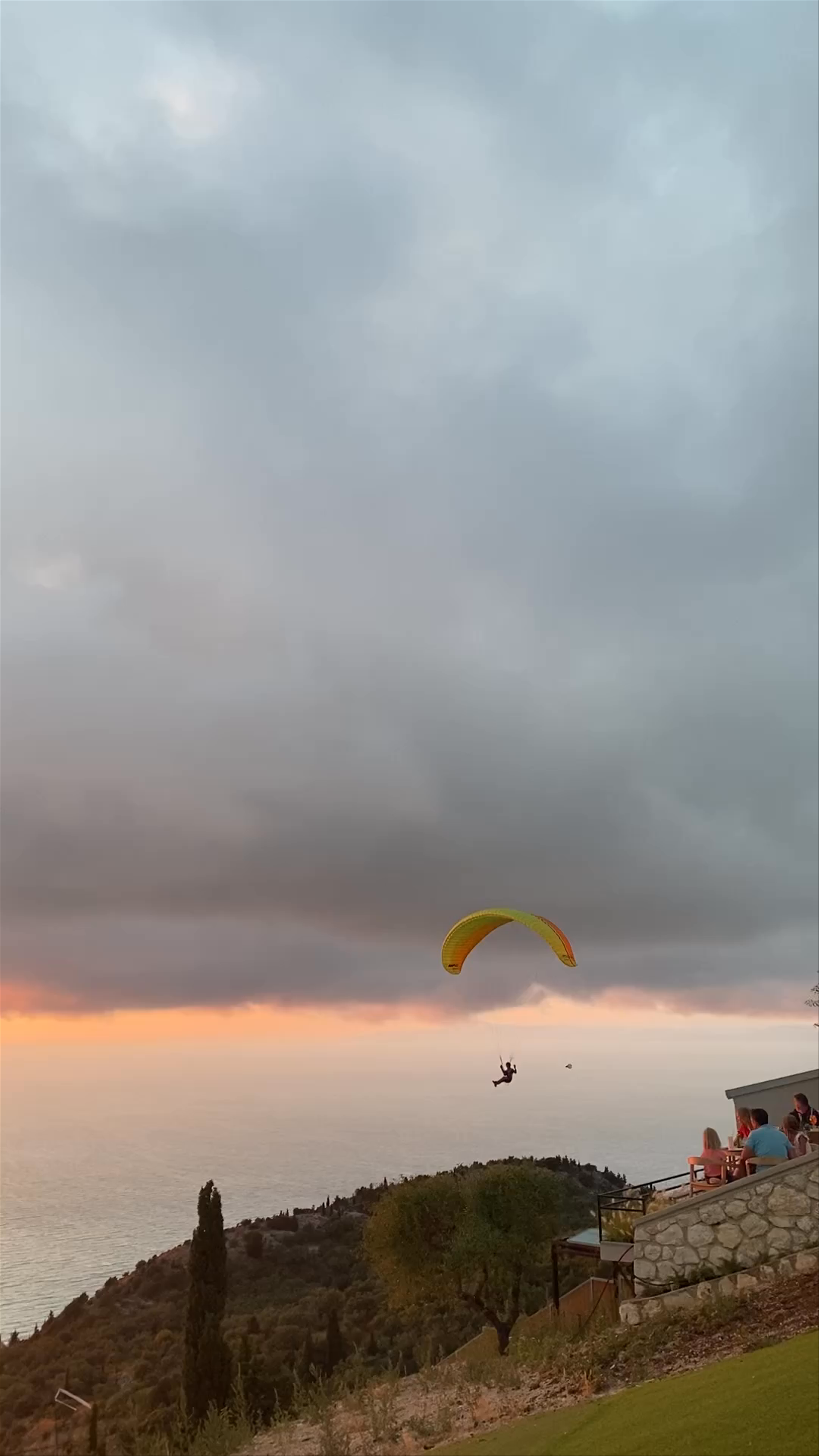 FLY ME sun&stars bar