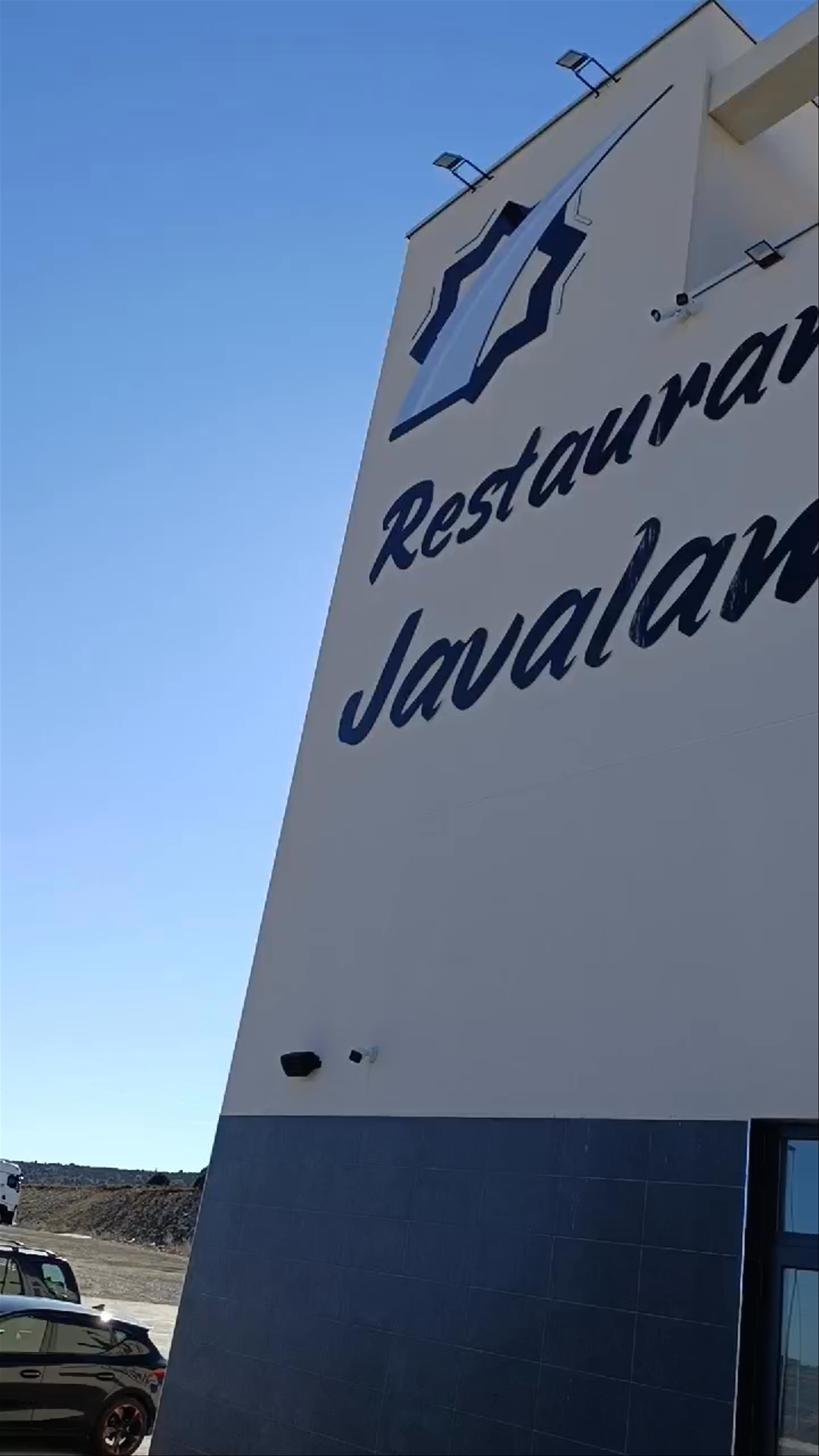 HOTEL CAFETERIA RESTAURANTE JAVALAMBRE - BOCADILLOS Y PLATOS COMBINADOS