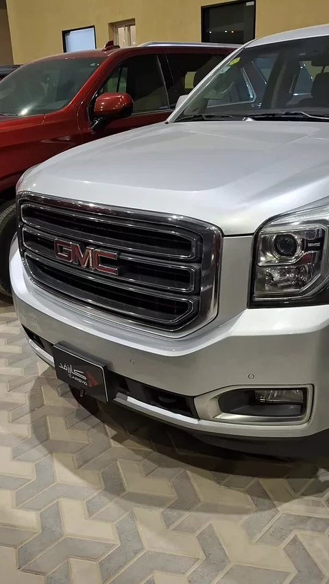GMC Yukon SLE XL 2018