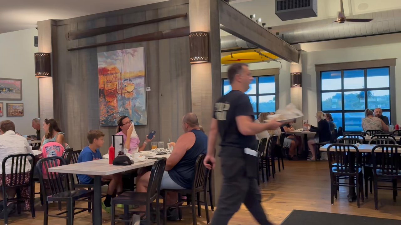 Blue Moon Beach Grill - The restaurant ambiance - Seafood Near Me - Nags Head, North Carolina