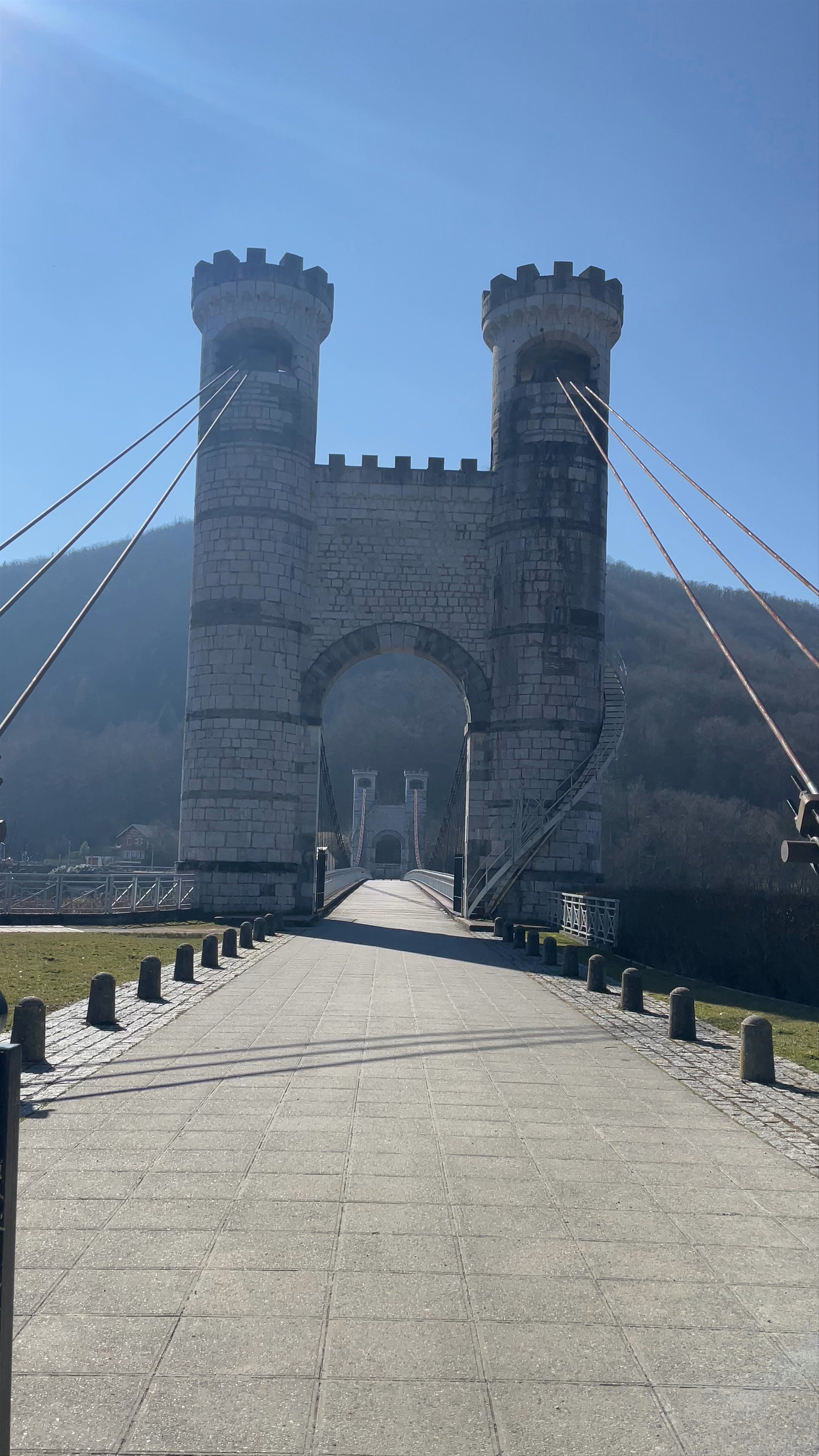 Pont de la Caille: Majestic Historic Suspension Bridge in Cruseilles, France