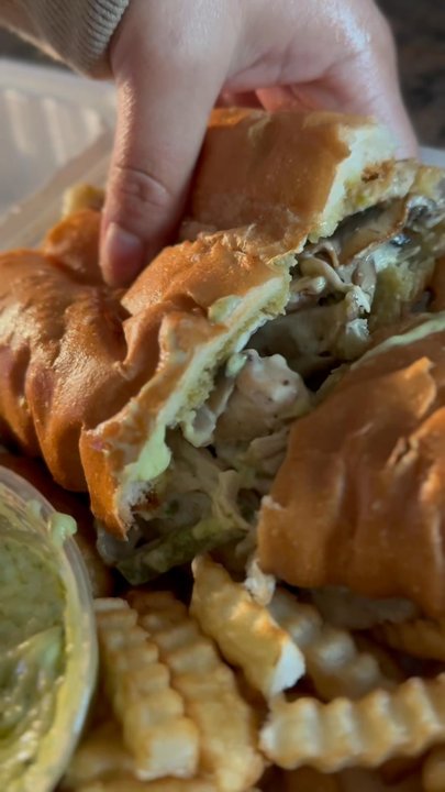 Capitola Diner - AMAZING FOOD!!! - Diners Near Me - Capitola, California