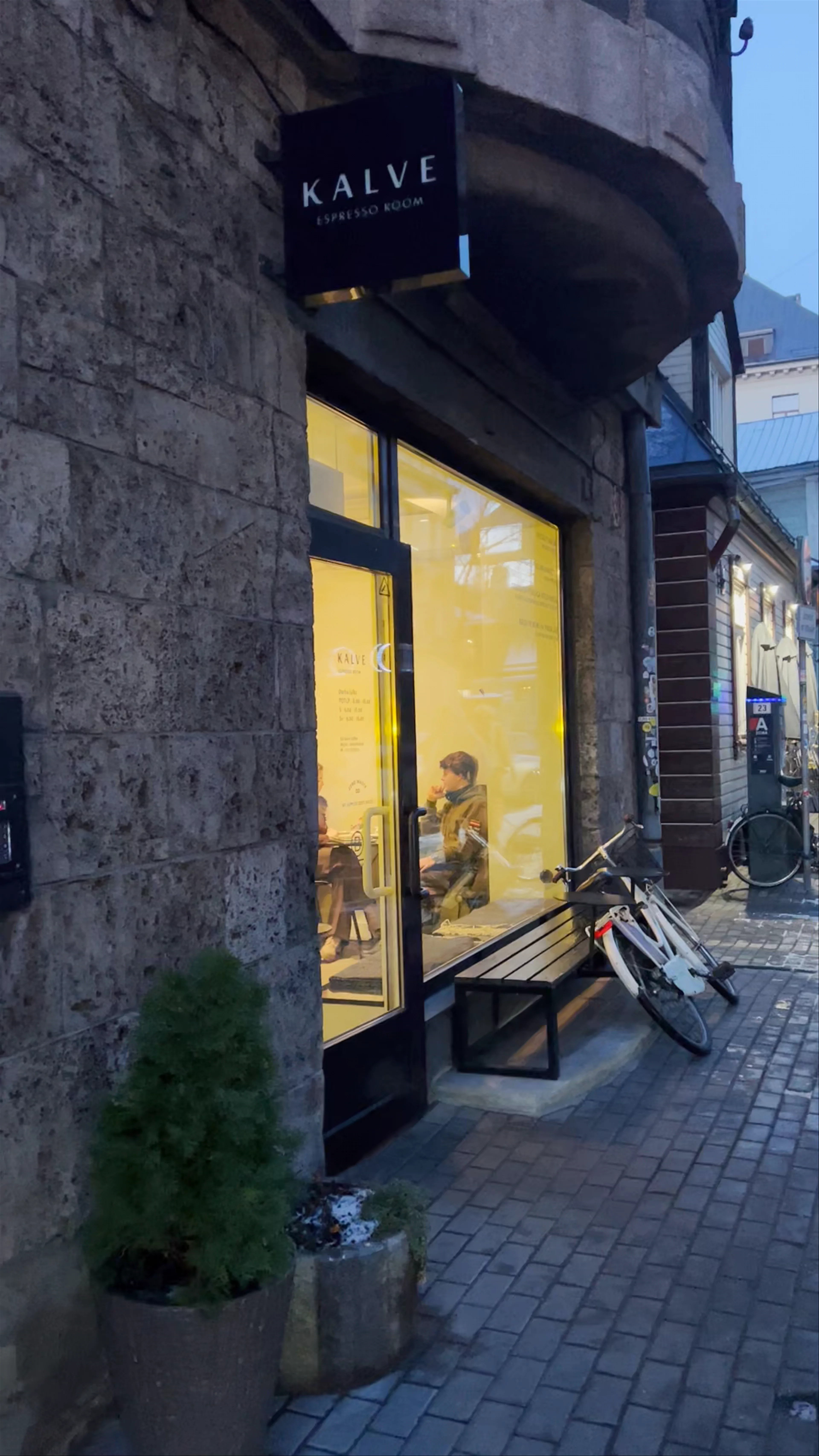 Kalve Espresso Room Nr.2