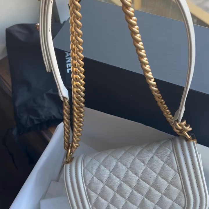Chanel - Dallas - Accessories Near Me - Dallas, Texas
