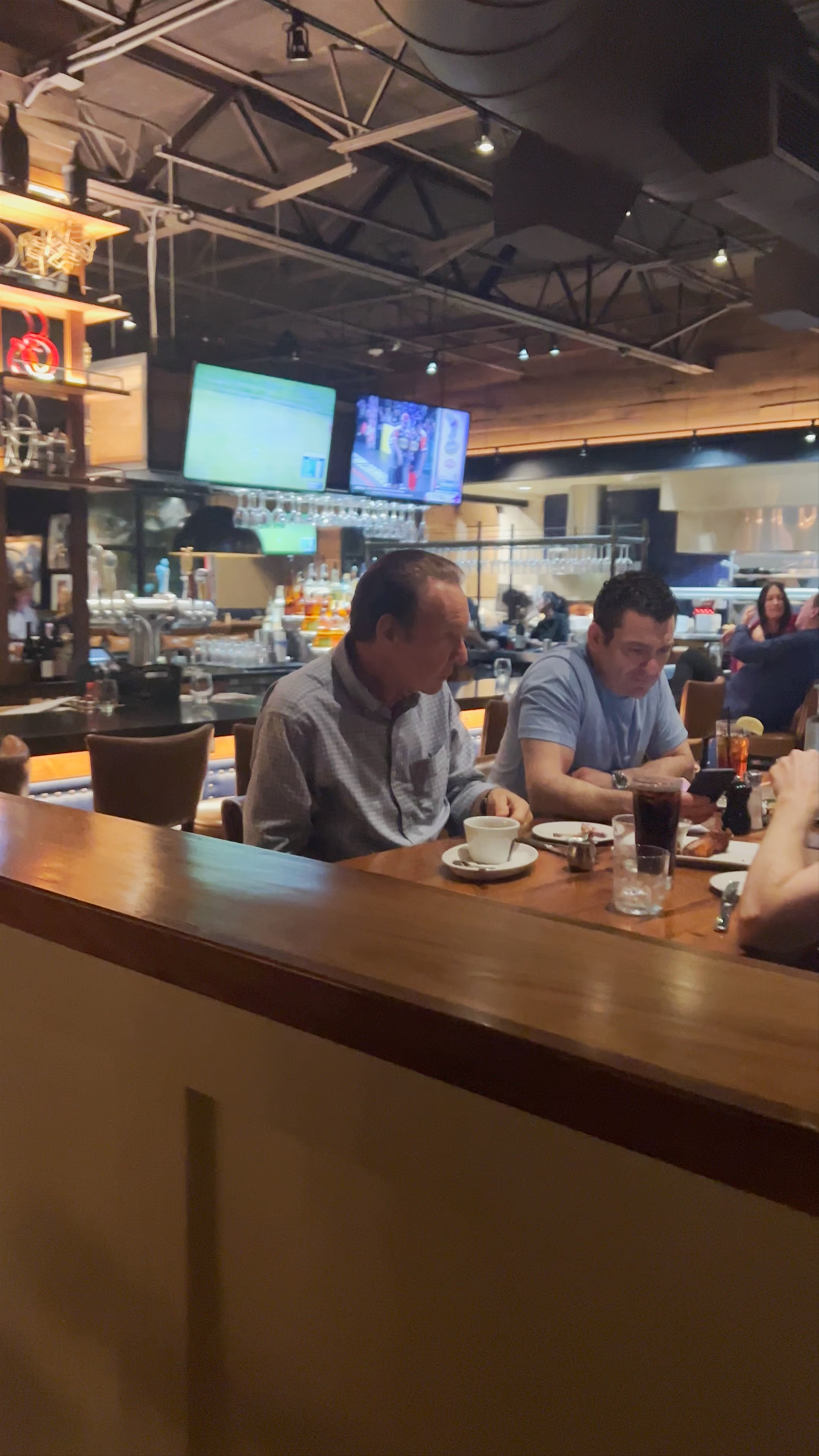 Cozy Dining and Sports Viewing at Burtons Grill & Bar in Richmond, Virginia