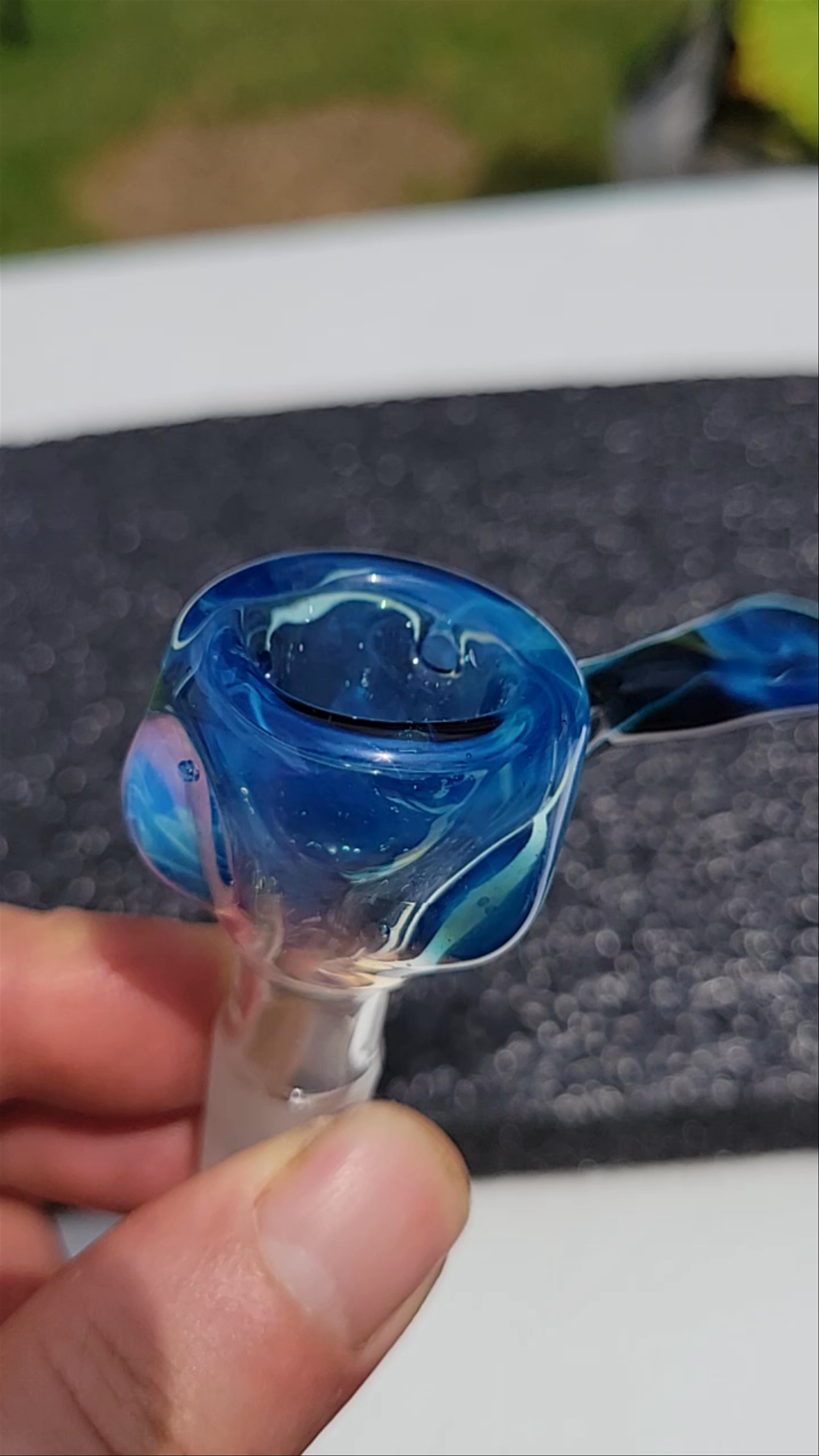 Preview pic of Hash slide #13 3 hole ghost and crystal bliss