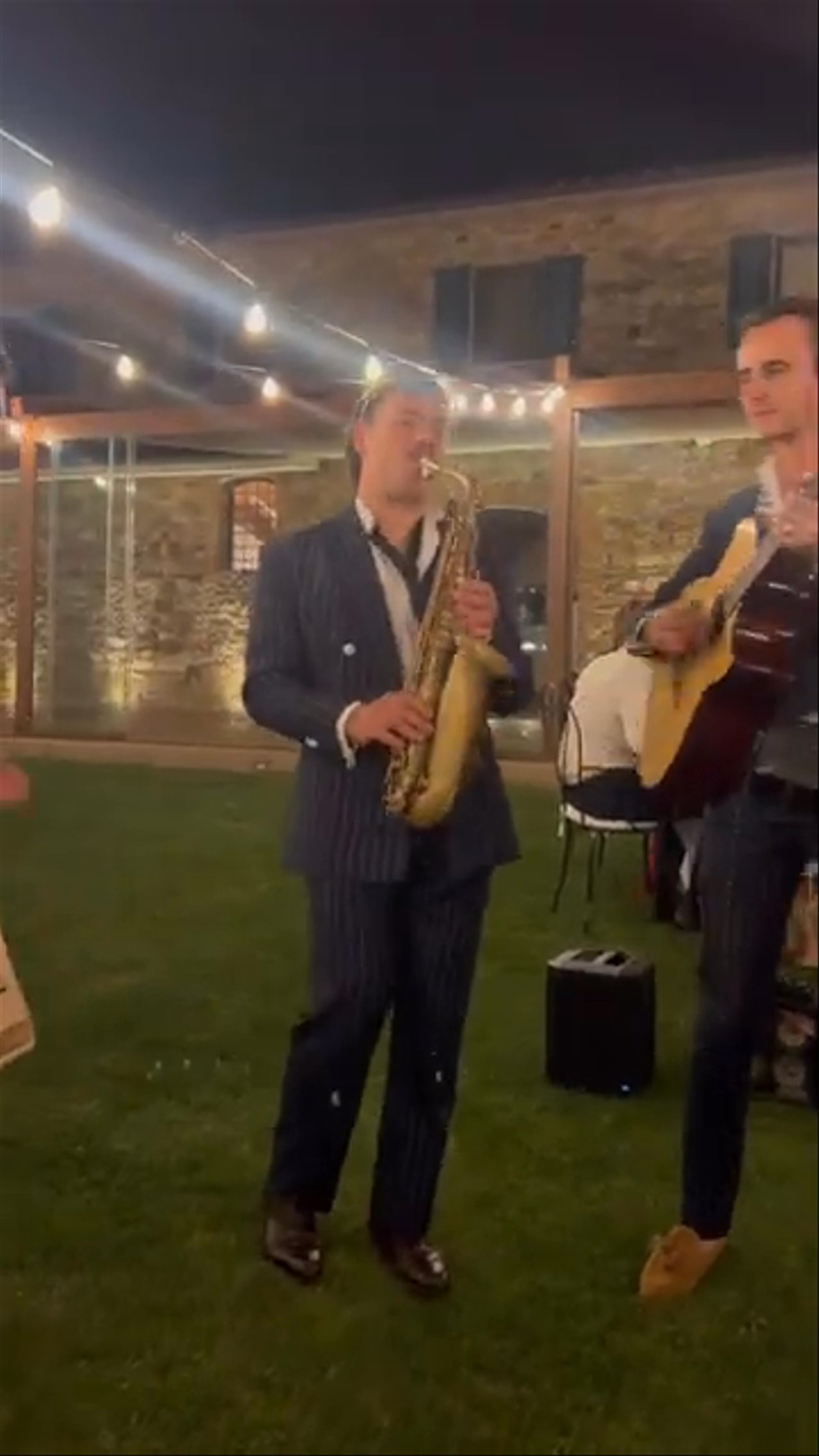 Riviera Roaming Band - Band 2 - video 5