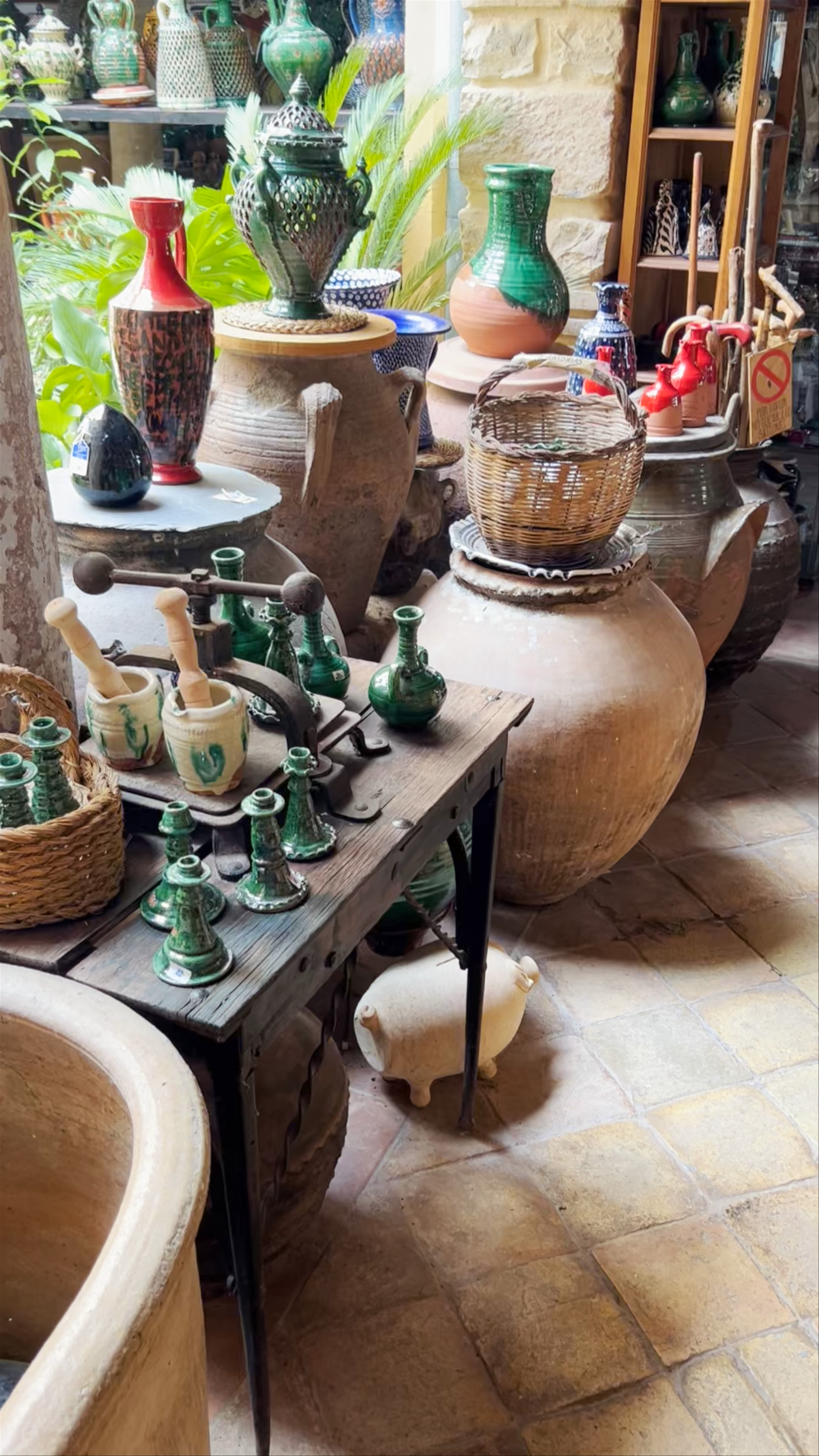 Alfarería Tito: Traditional Pottery Crafts in Úbeda, Spain