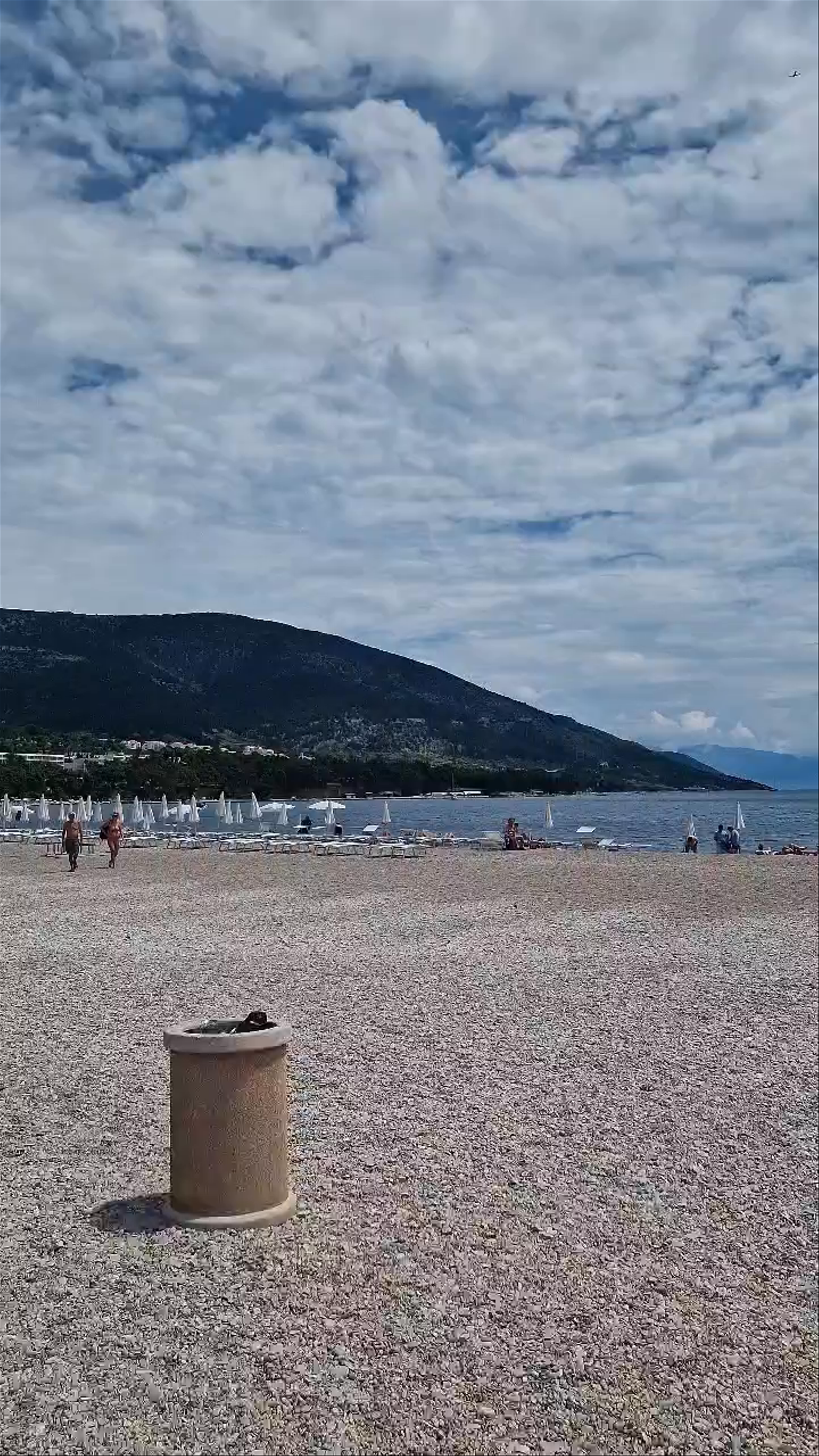 Zlatni Rat Beach: Iconic Croatian Shoreline in Bol