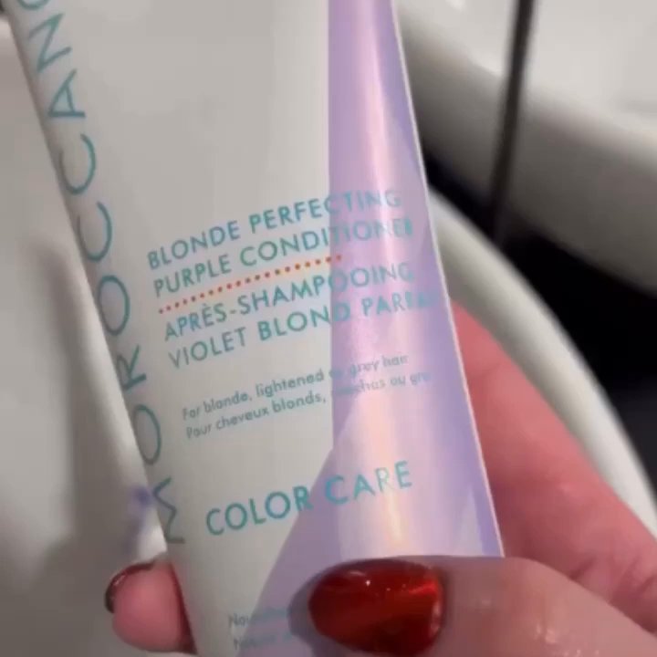 Simple Indulgence Salon - Moroccanoil Mask - Hair Salons Near Me - Belle Vernon, Pennsylvania