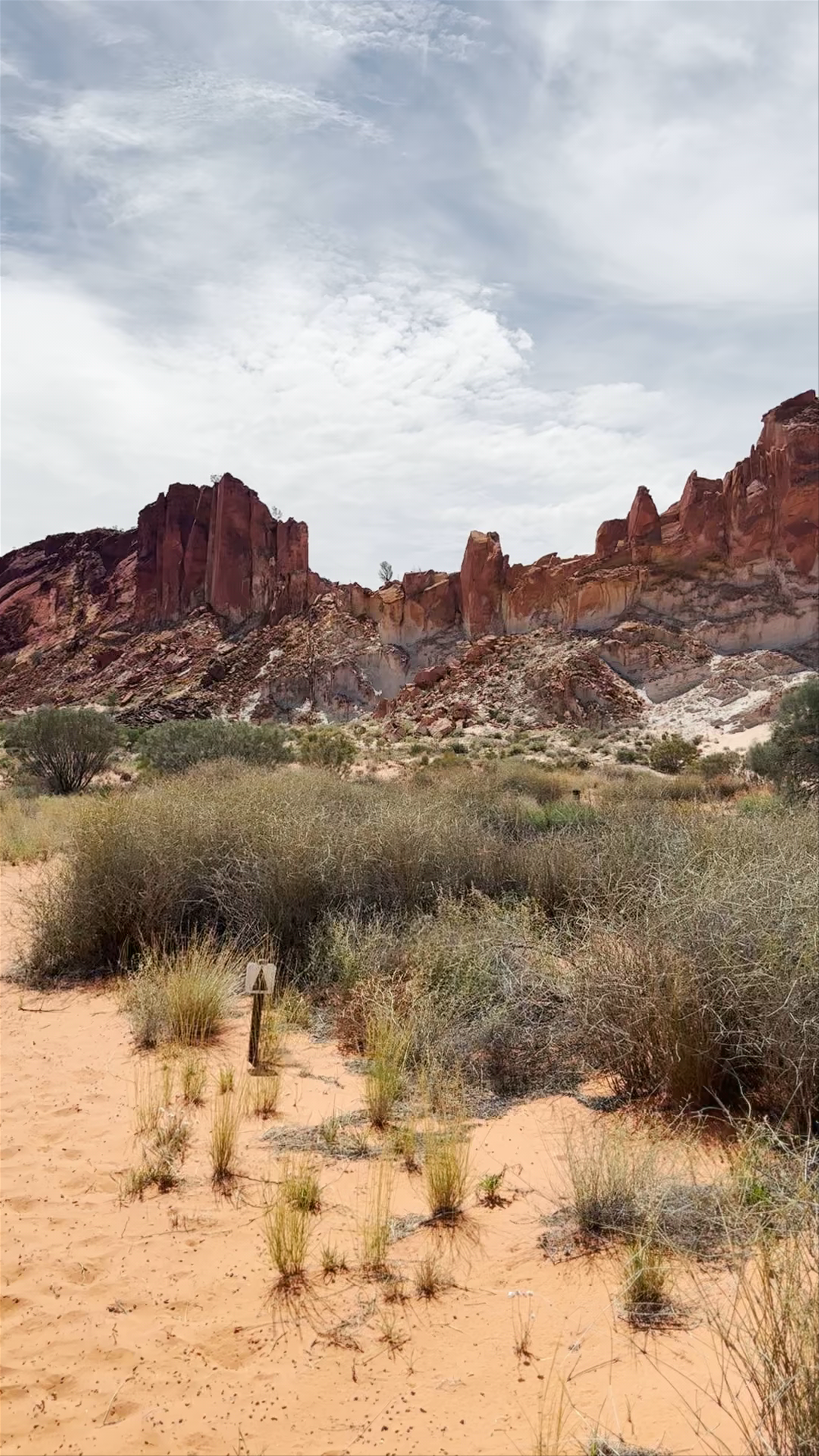 Rainbow Valley Conservation Reserve