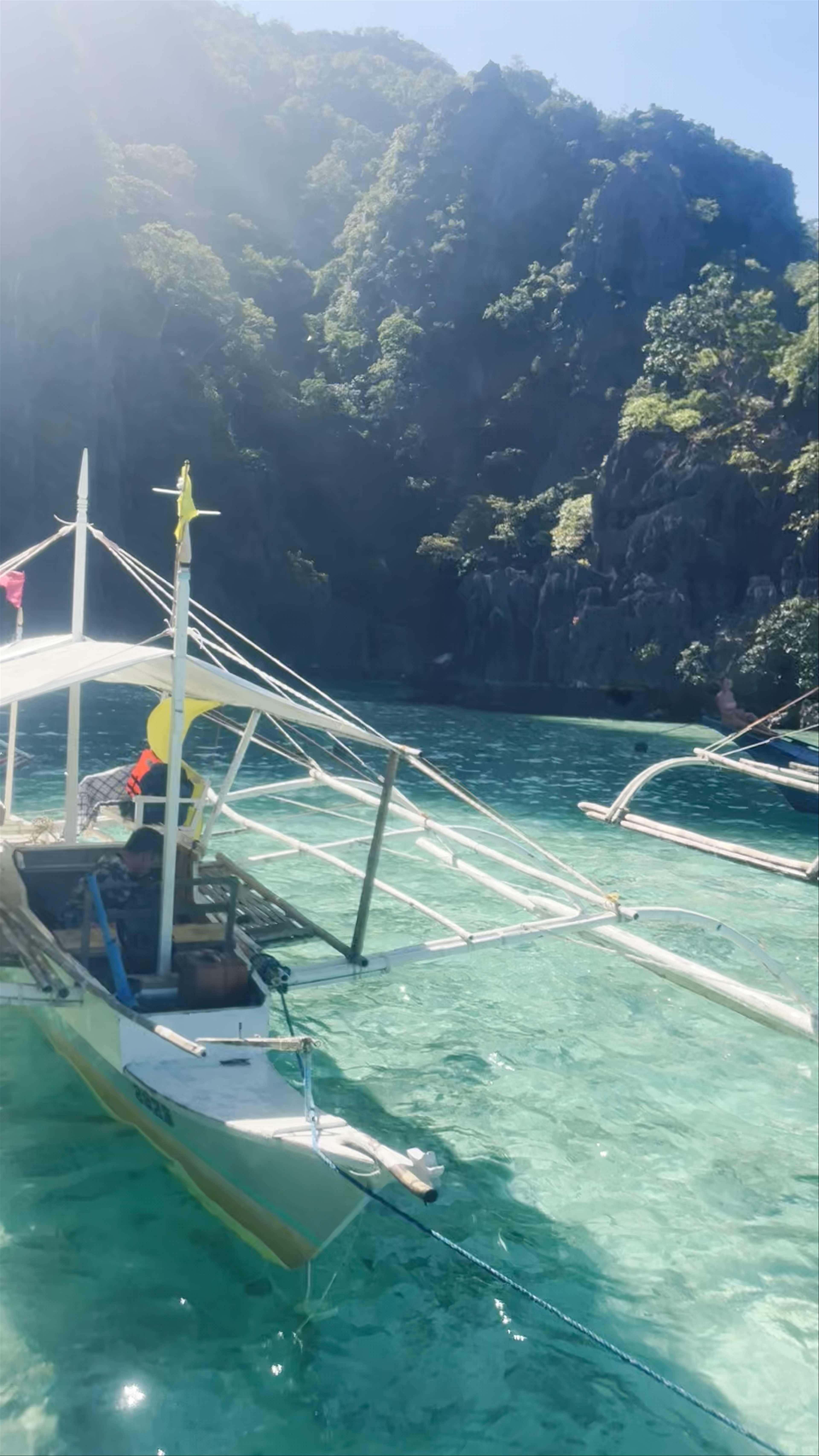 Barracuda Lake: Crystal Clear Waters and Limestone Cliffs in Coron, Palawan