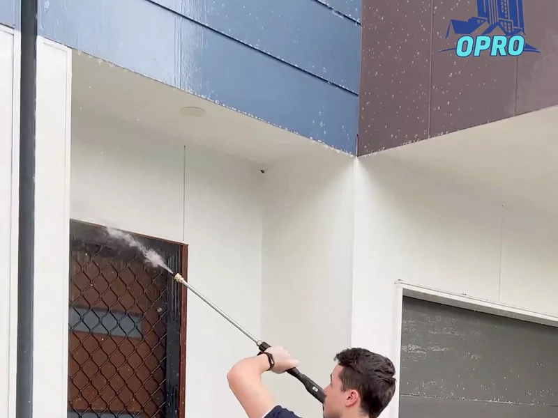 OPRO Pressure Cleaning Ad