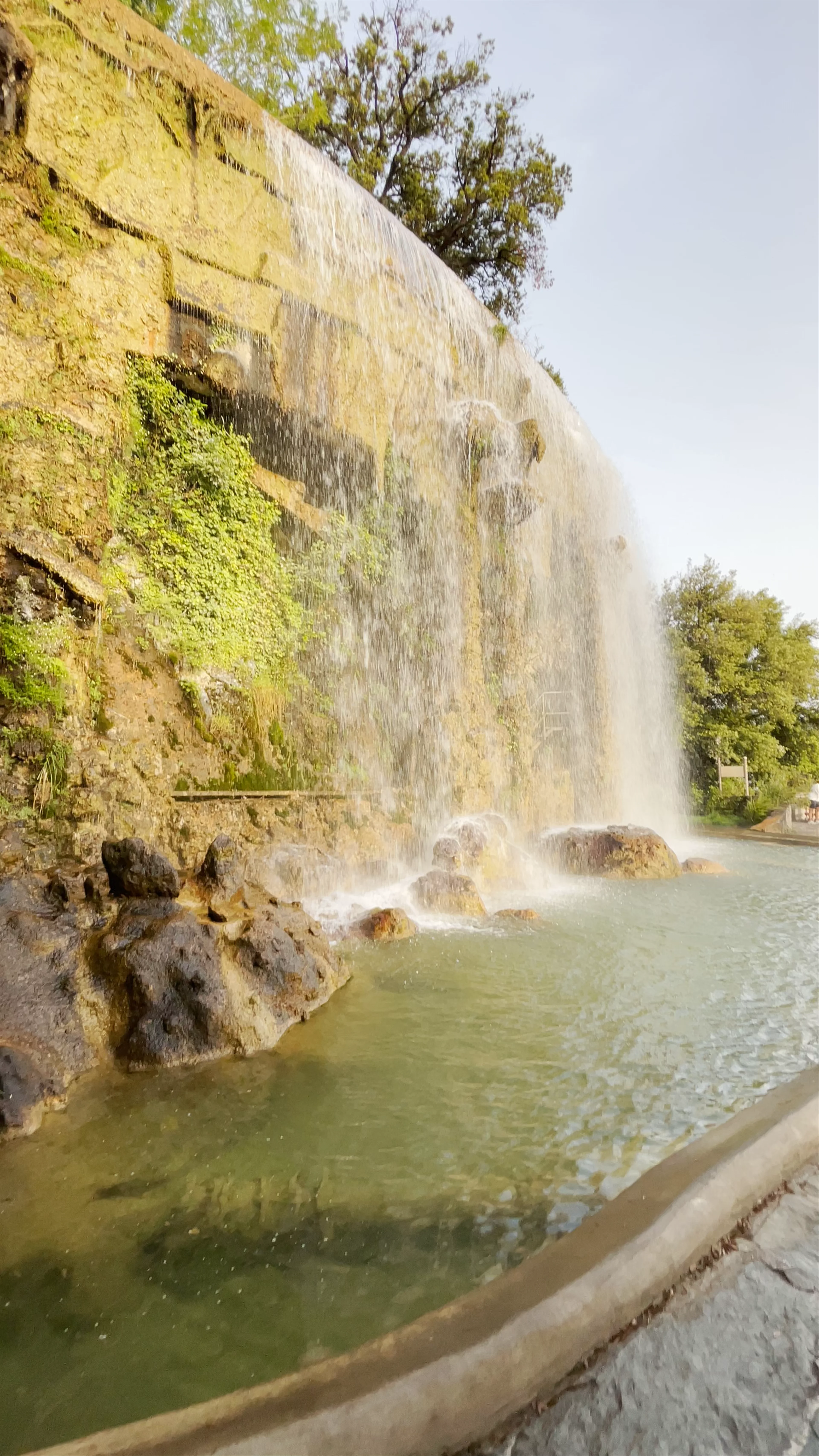 Cascade, Allée Professeur Benoît