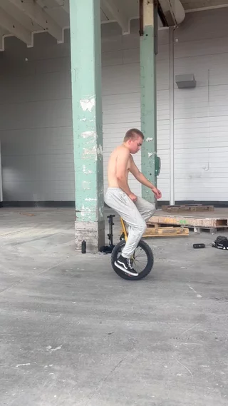 trick: back-roll-flip