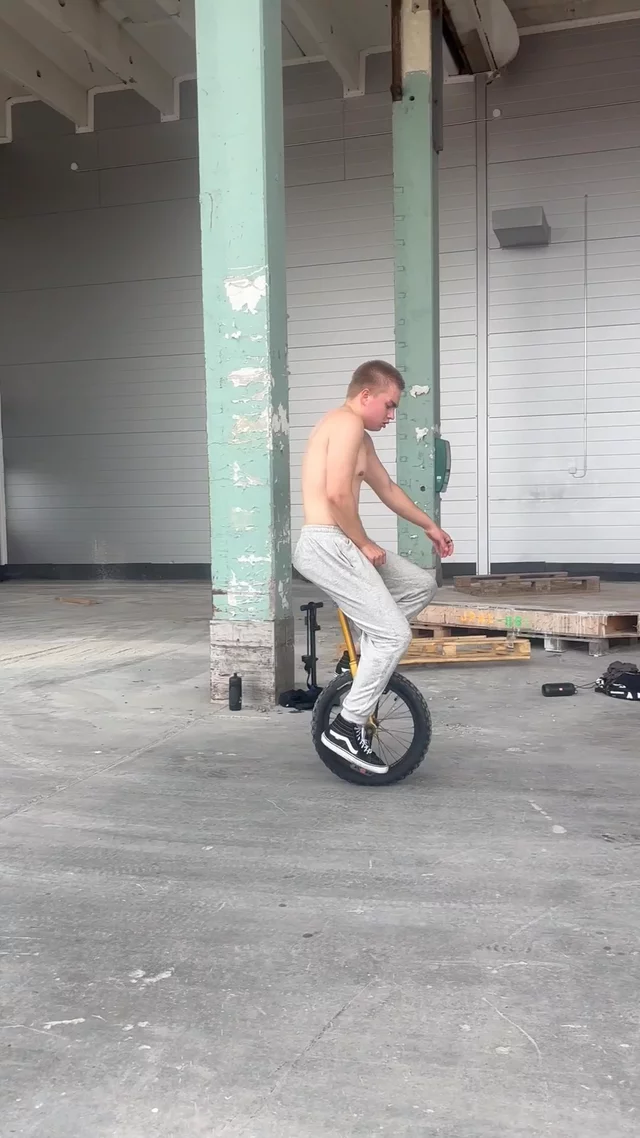 trick: back-roll-flip