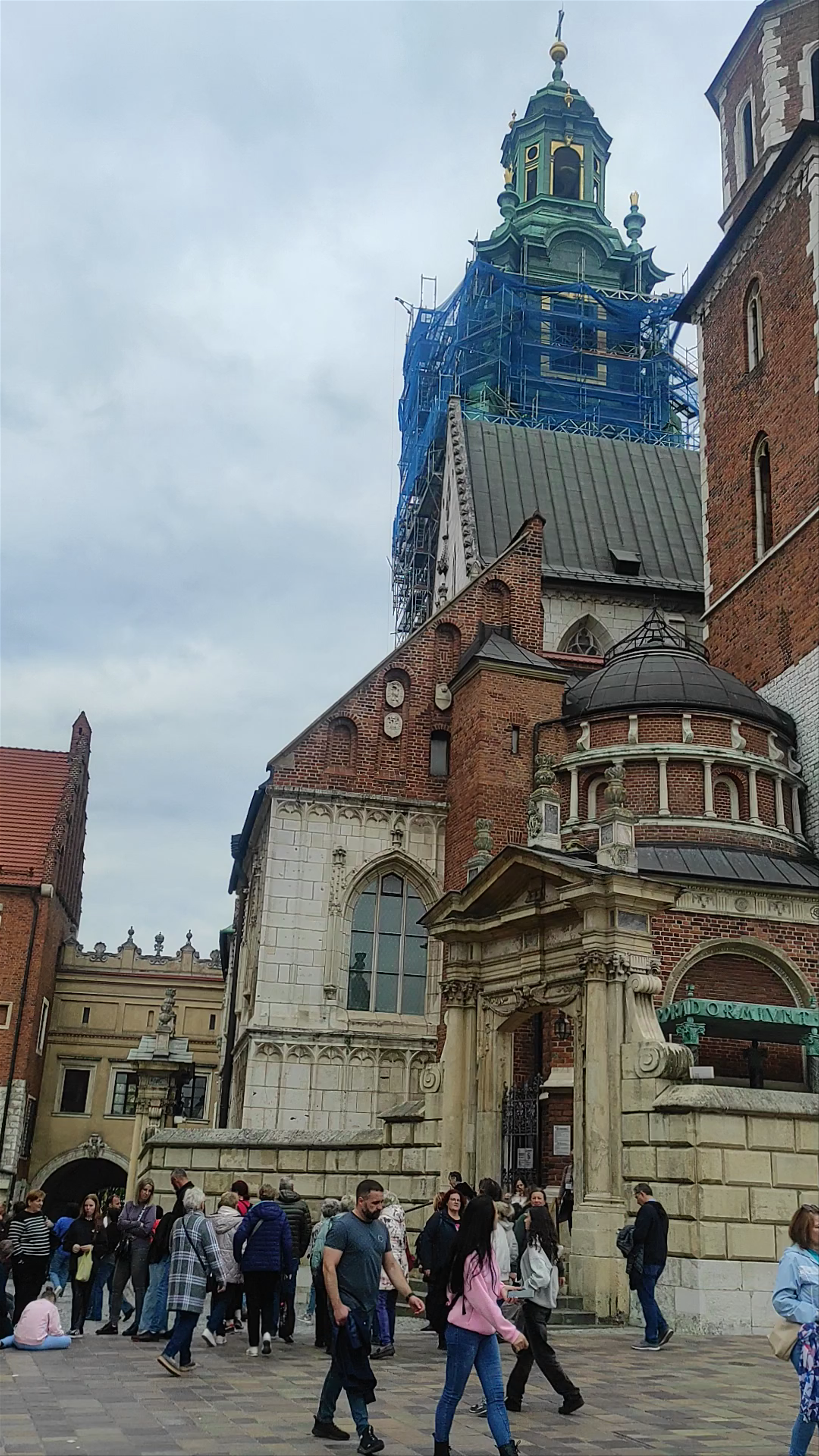 Wawel Cathedral: Majestic Heritage in Kraków