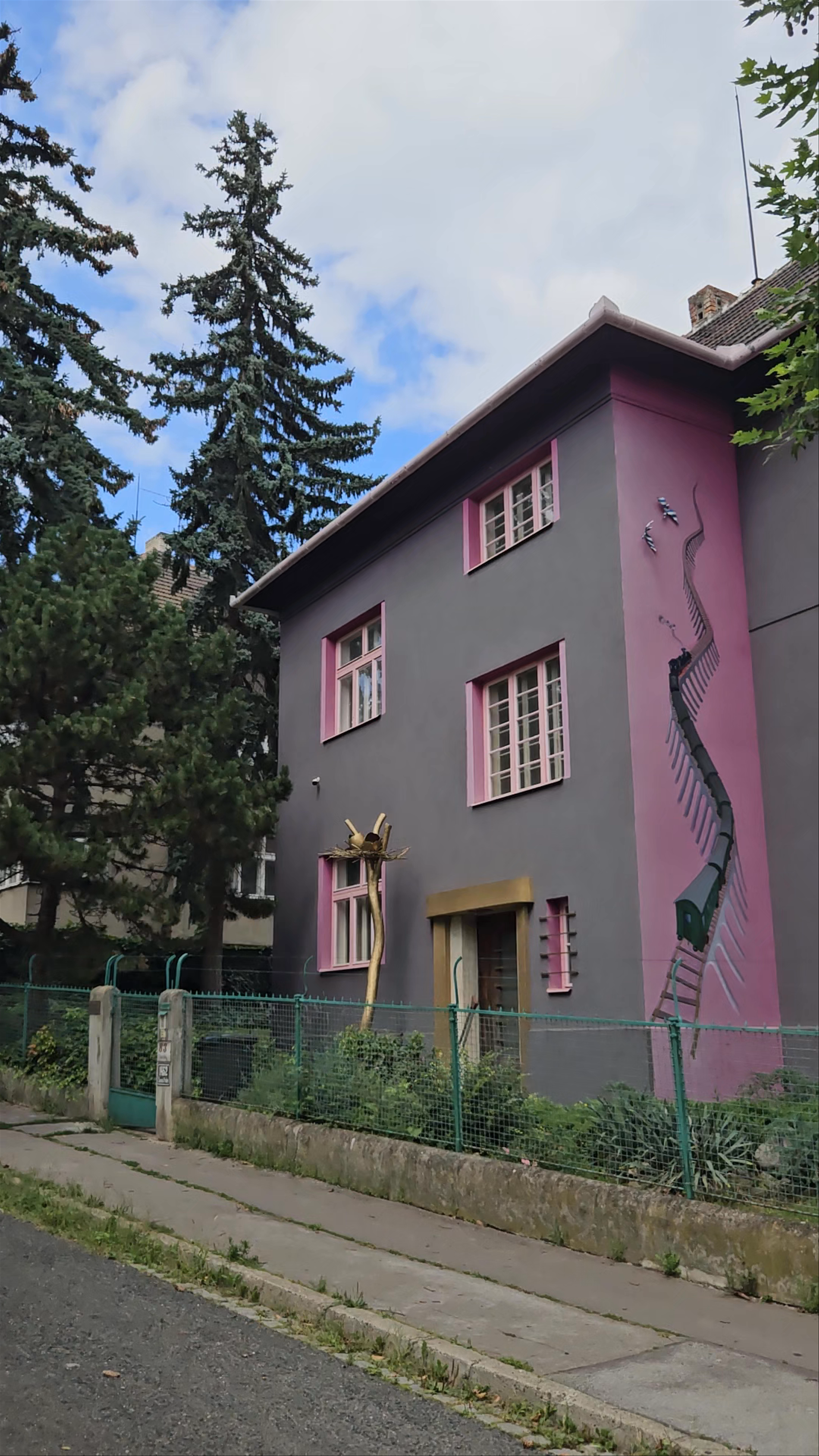 Kristek House