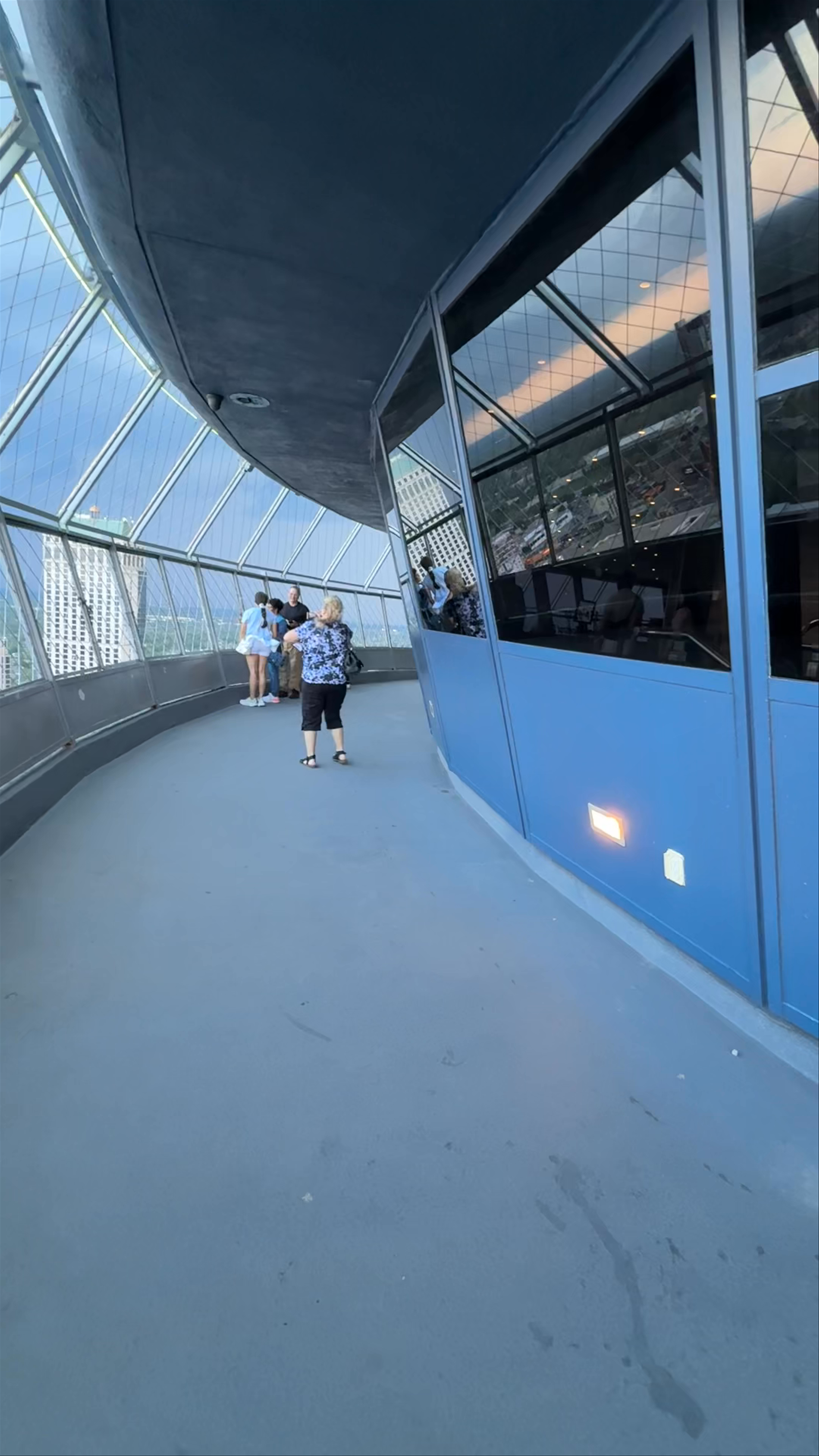 Skylon Tower View: Breathtaking Vistas of Niagara Falls at Dawn