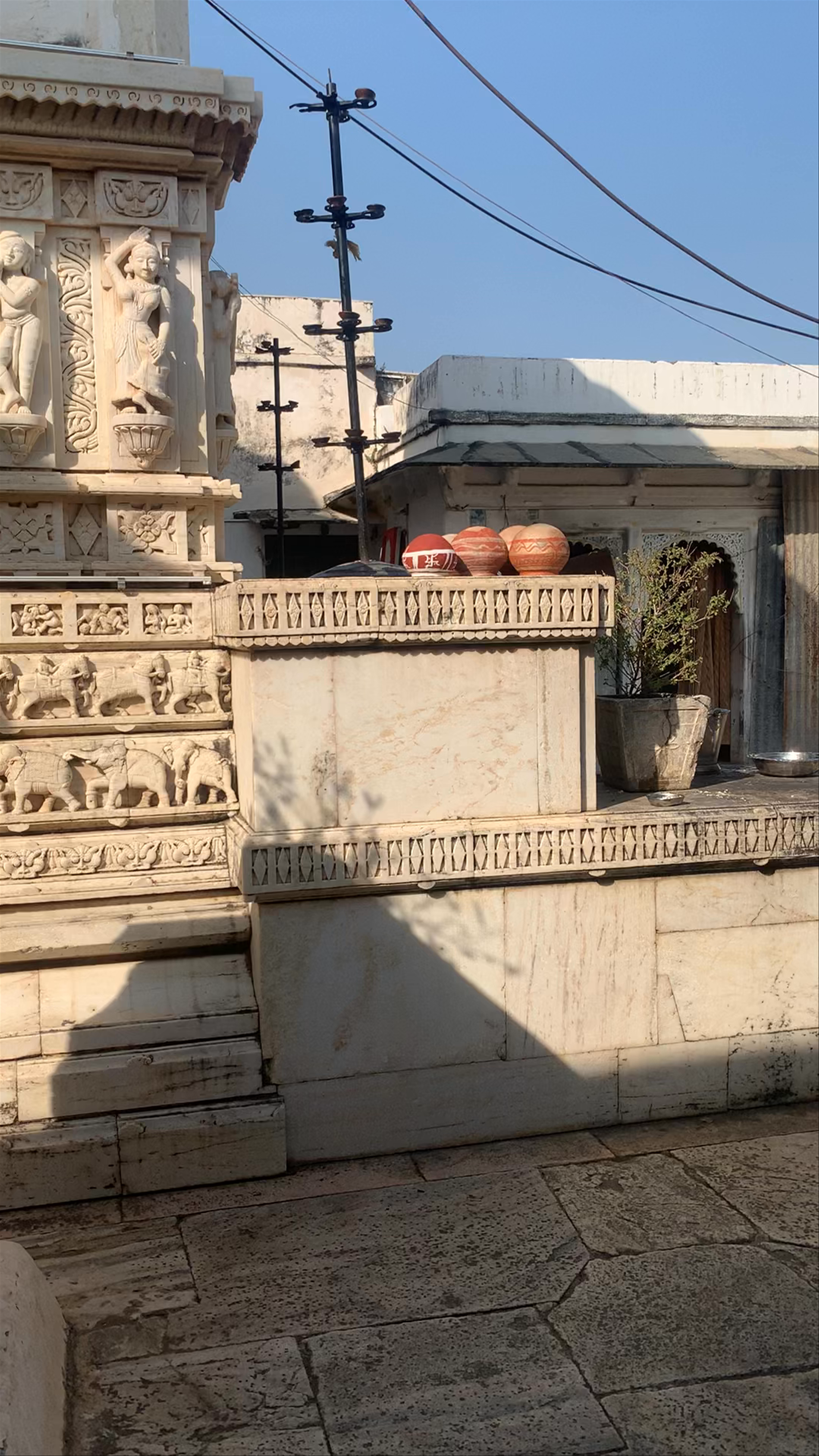 Jagat Shiromani Temple