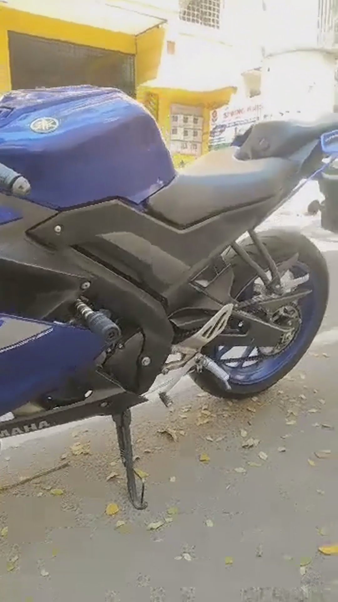 Walk-around video thumbnail