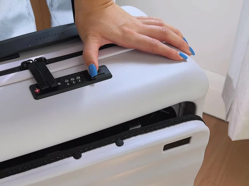 Explorer Luggage
