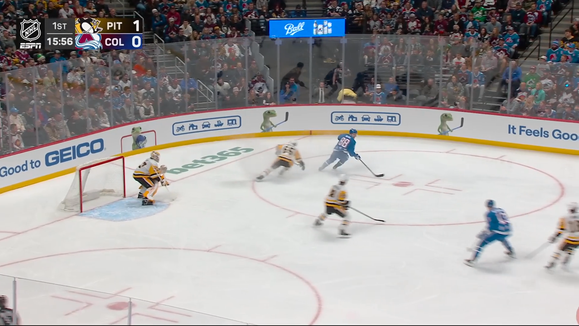 MacKinnon joins elite company with fourth straight 110-point season · Mar 16, 2026