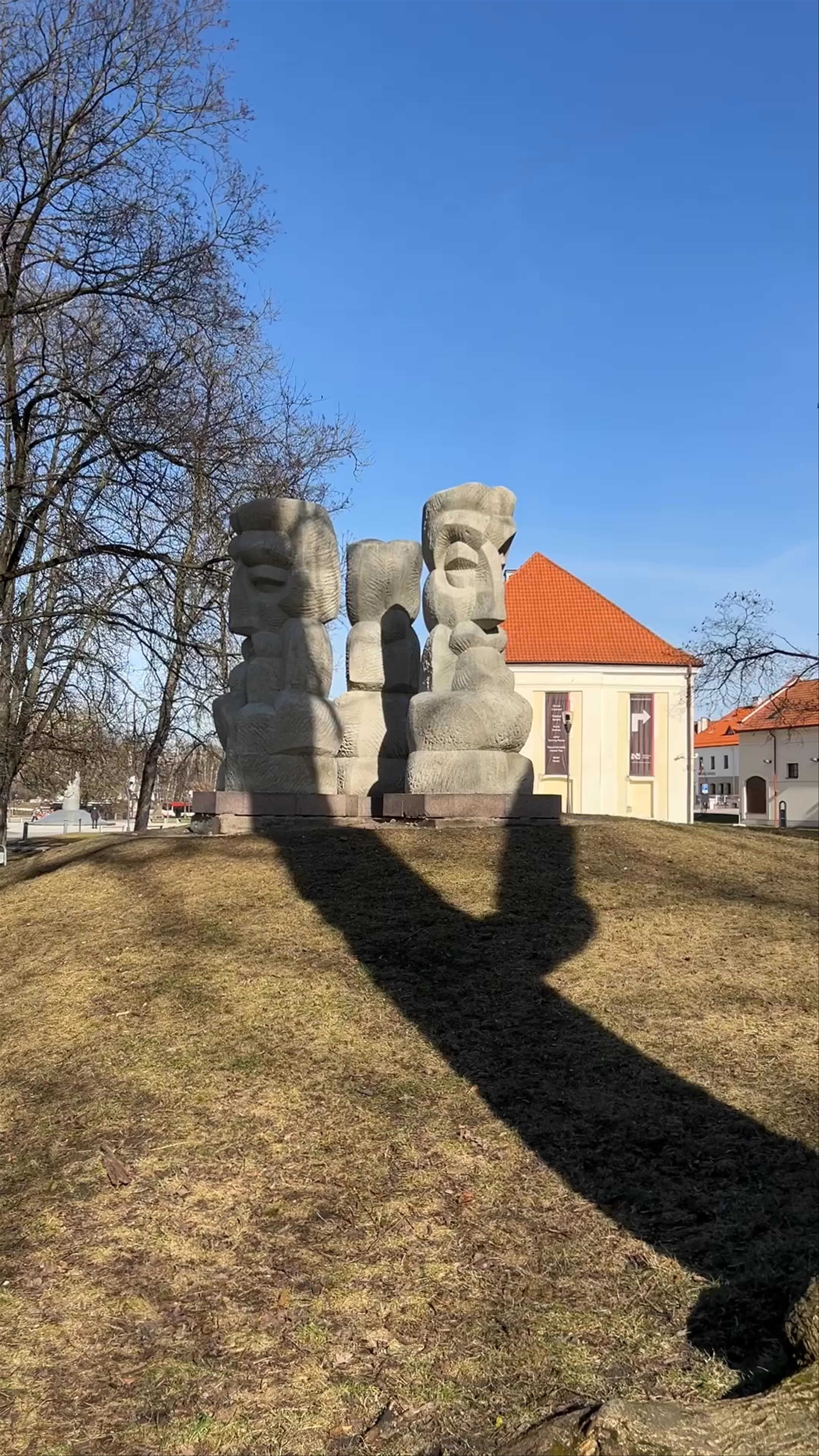 Sculpture "Lithuanian Ballad"